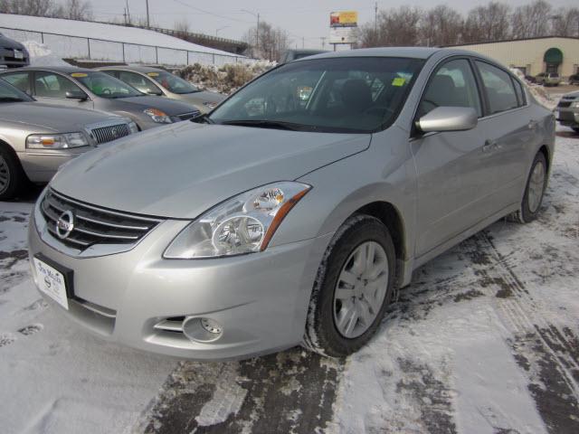Photo of 2010 Nissan Altima