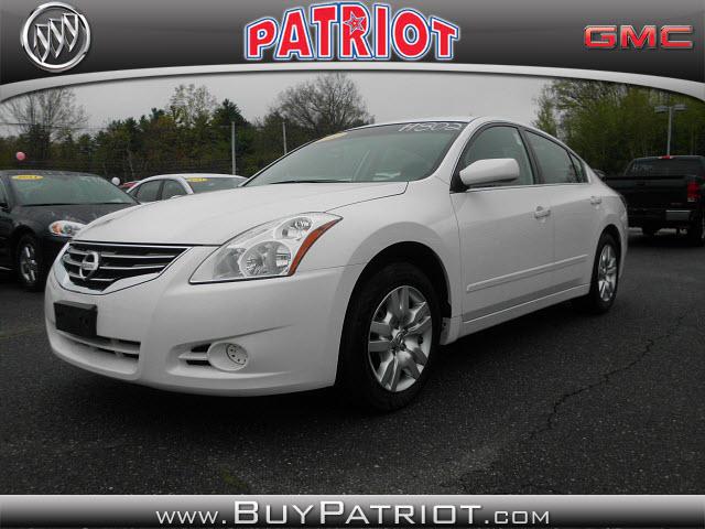 Photo of 2011 Nissan Altima
