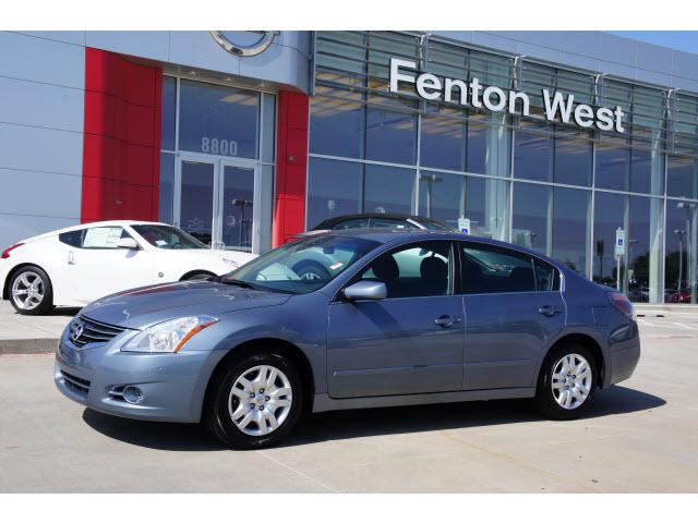 Photo of 2011 Nissan Altima
