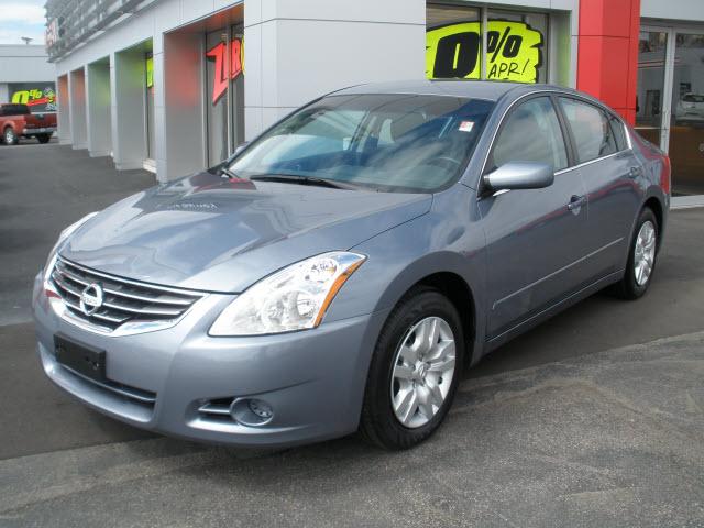 Photo of 2012 Nissan Altima