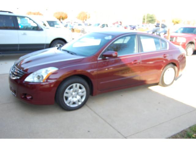 Photo of 2010 Nissan Altima