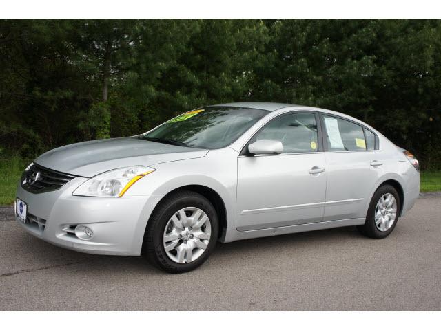 Photo of 2010 Nissan Altima