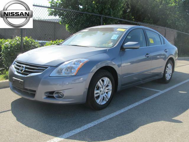 Photo of 2011 Nissan Altima