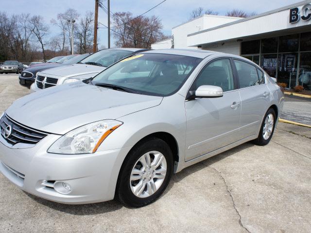 Photo of 2011 Nissan Altima