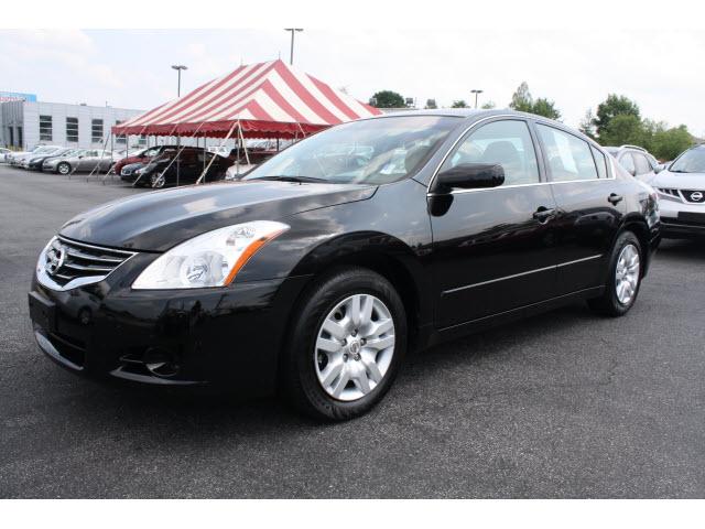 Photo of 2011 Nissan Altima