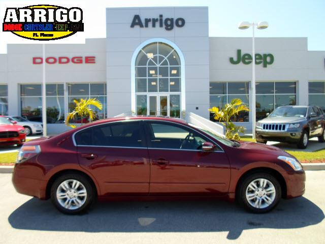 Photo of 2010 Nissan Altima
