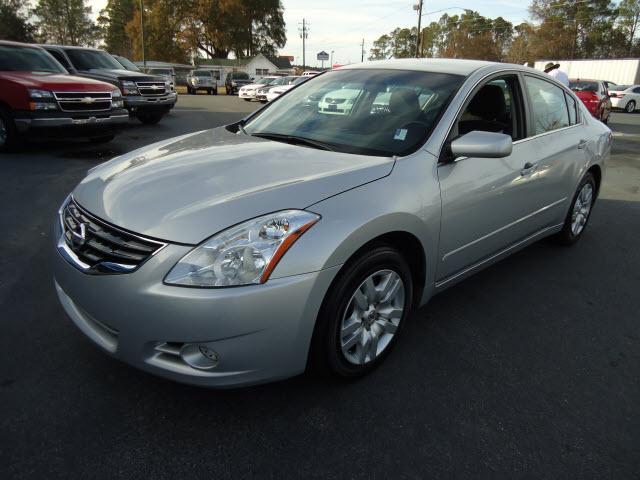 Photo of 2010 Nissan Altima