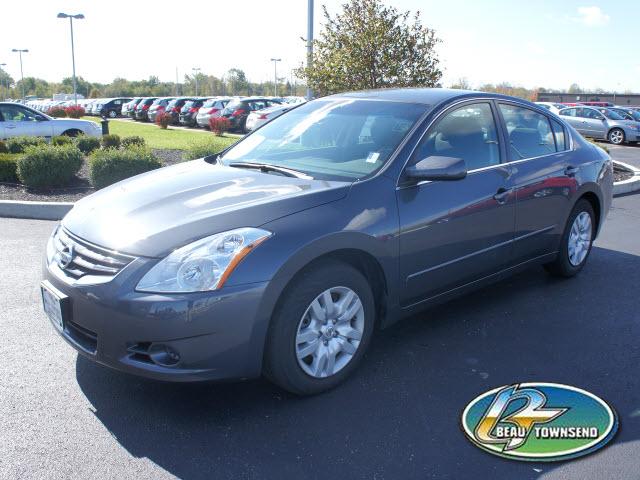 Photo of 2010 Nissan Altima
