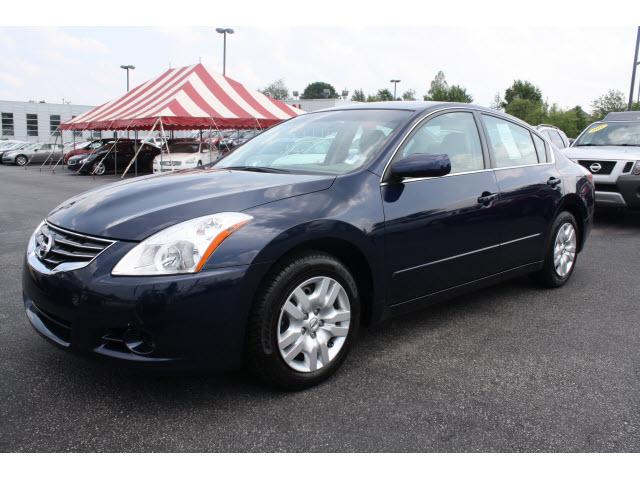 Photo of 2011 Nissan Altima
