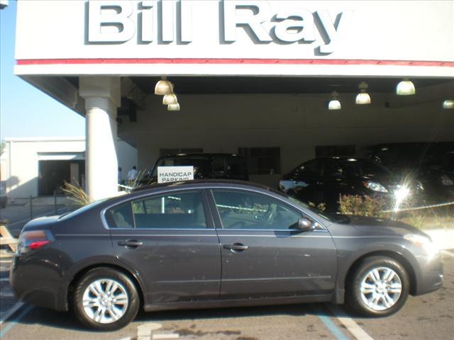 Photo of 2011 Nissan Altima