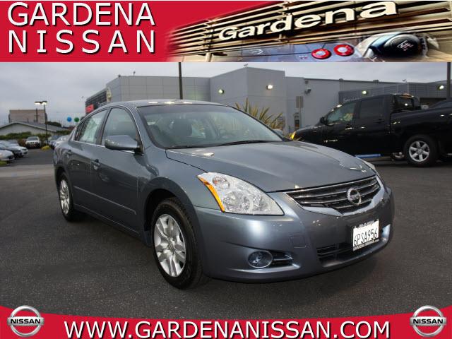 Photo of 2011 Nissan Altima