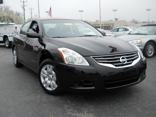 Photo of 2011 Nissan Altima