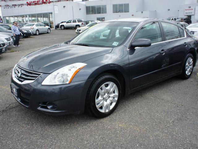 Photo of 2011 Nissan Altima