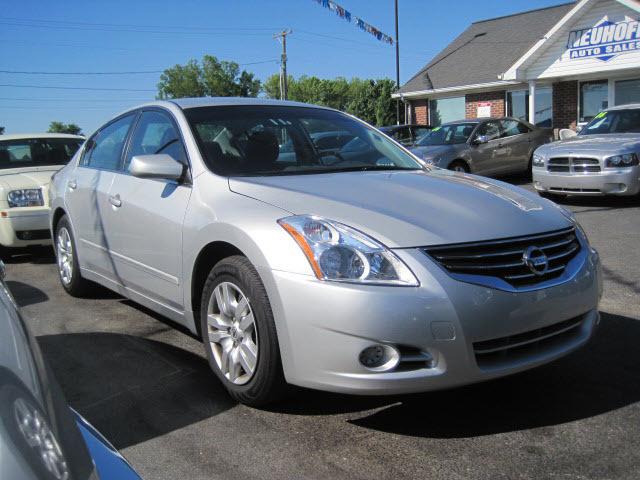 Photo of 2011 Nissan Altima