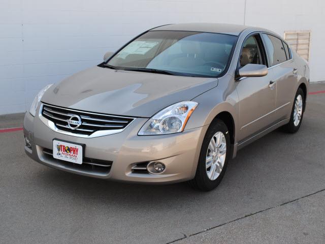 Photo of 2012 Nissan Altima