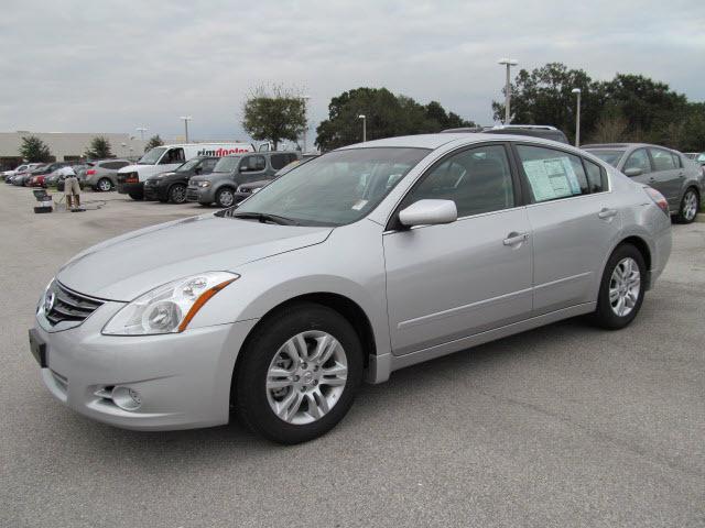 Photo of 2012 Nissan Altima