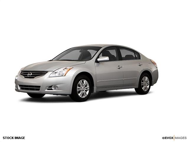 Photo of 2010 Nissan Altima