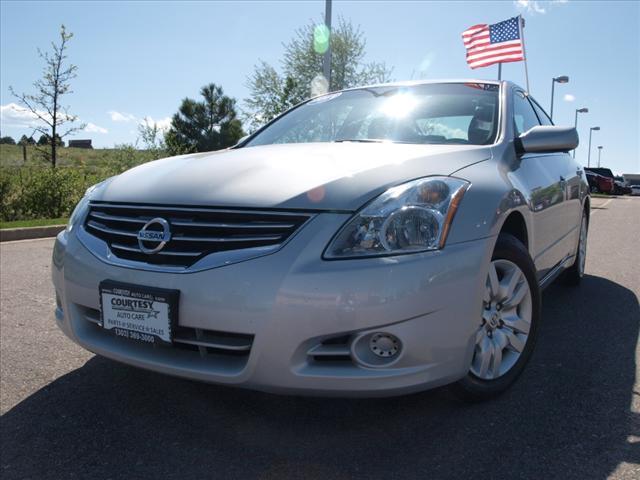 Photo of 2011 Nissan Altima