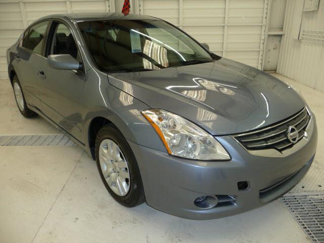 Photo of 2011 Nissan Altima
