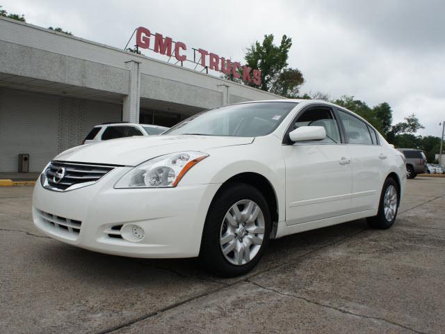 Photo of 2012 Nissan Altima