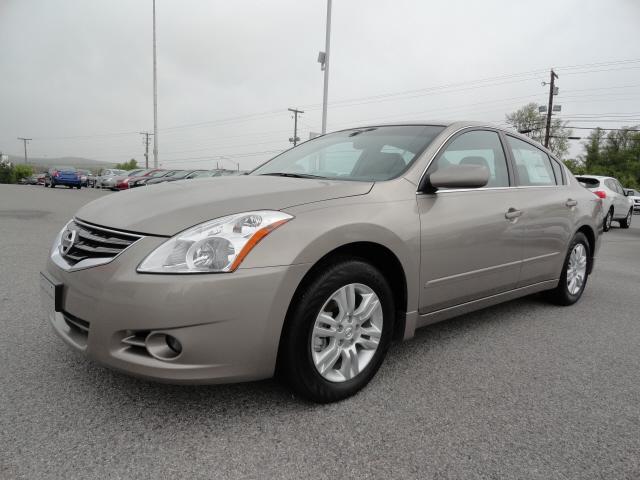 Photo of 2012 Nissan Altima