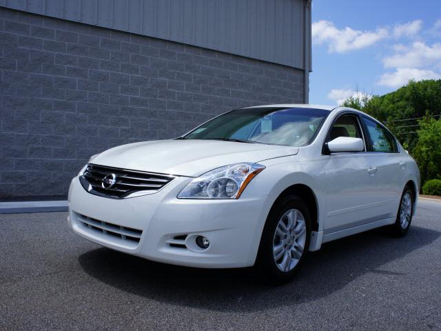 Photo of 2012 Nissan Altima
