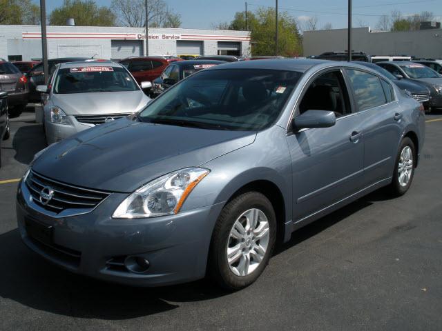 Photo of 2011 Nissan Altima