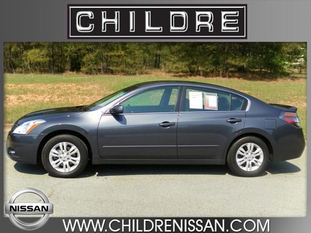Photo of 2011 Nissan Altima