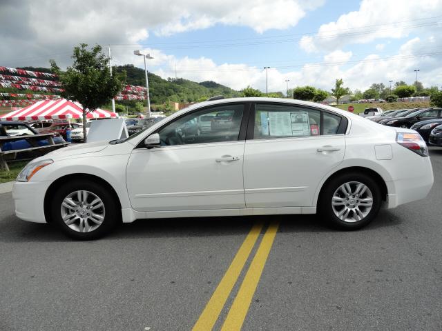 Photo of 2012 Nissan Altima