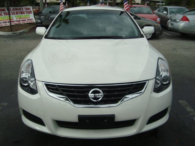 Photo of 2011 Nissan Altima