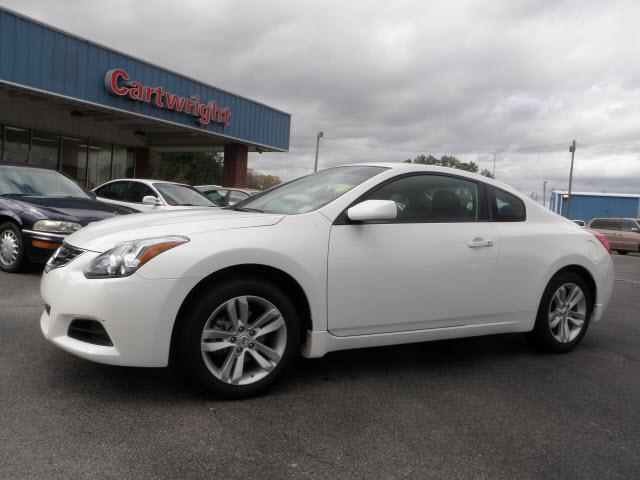 Photo of 2011 Nissan Altima