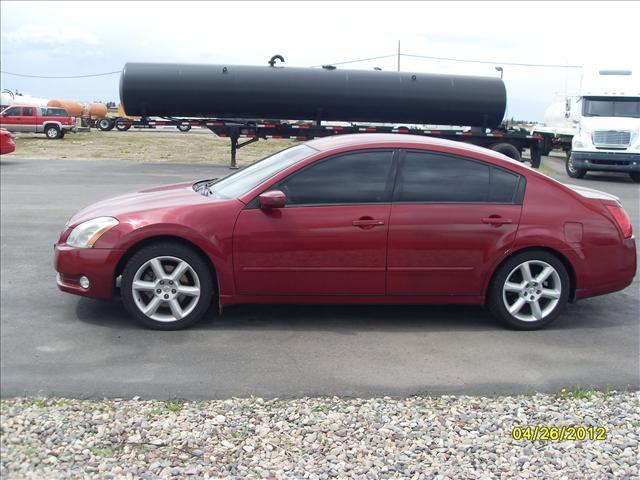 Photo of 2004 Nissan Maxima
