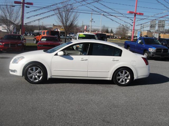 Photo of 2004 Nissan Maxima