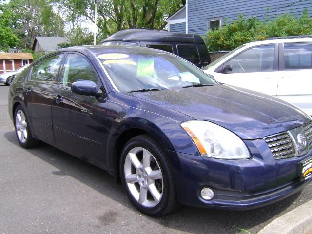 Photo of 2004 Nissan Maxima