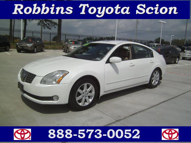 Photo of 2005 Nissan Maxima