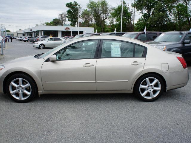 Photo of 2005 Nissan Maxima
