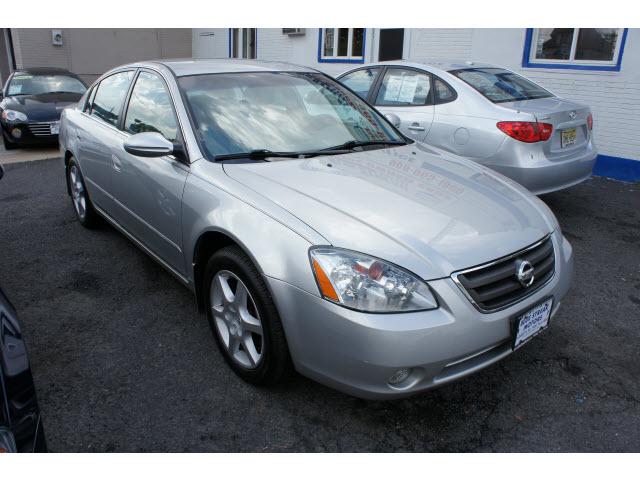 Photo of 2004 Nissan Altima