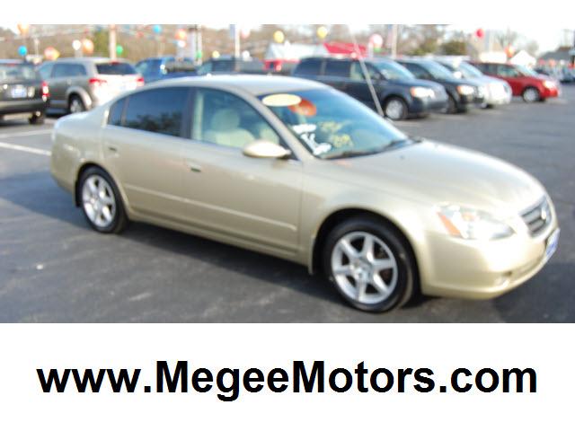 Photo of 2004 Nissan Altima