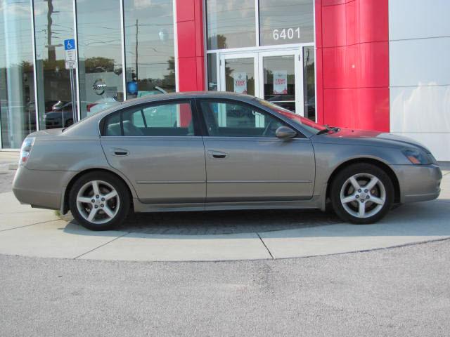 Photo of 2005 Nissan Altima