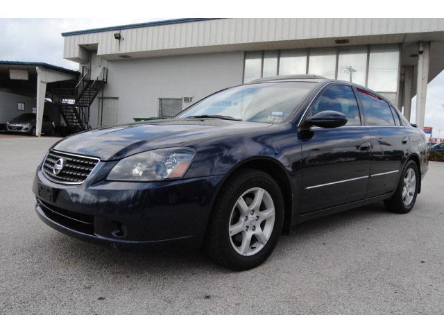Photo of 2005 Nissan Altima