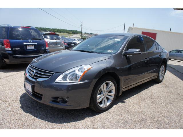 Photo of 2012 Nissan Altima