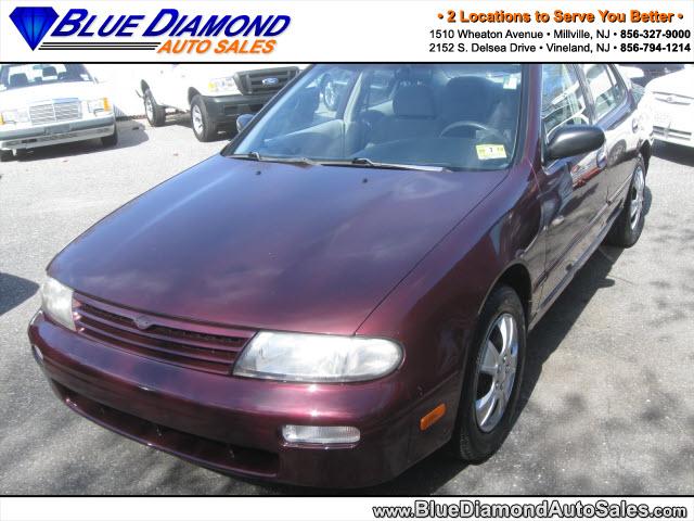 Photo of 1997 Nissan Altima