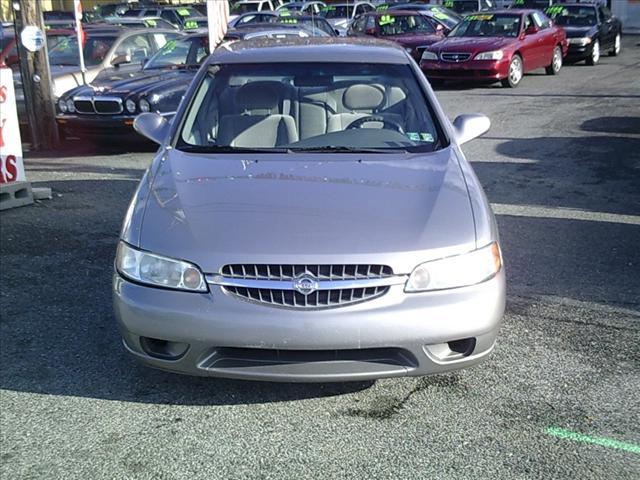 Photo of 2000 Nissan Altima