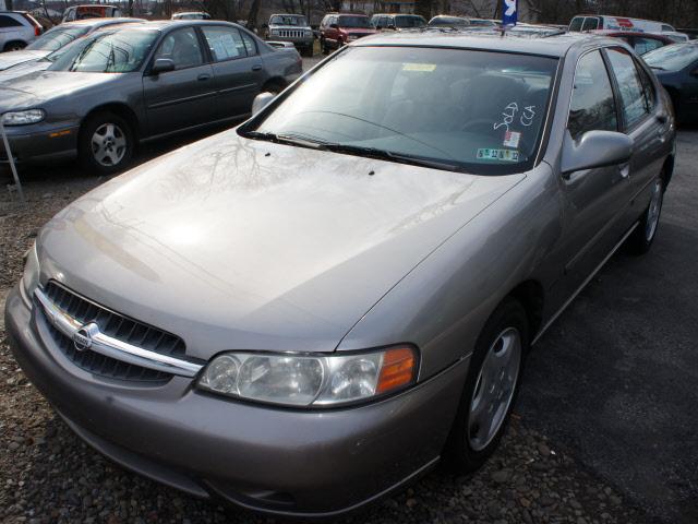 Photo of 2001 Nissan Altima
