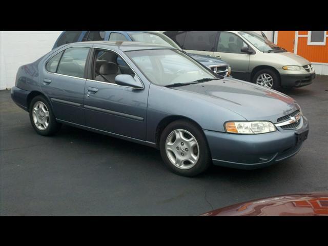 Photo of 2000 Nissan Altima