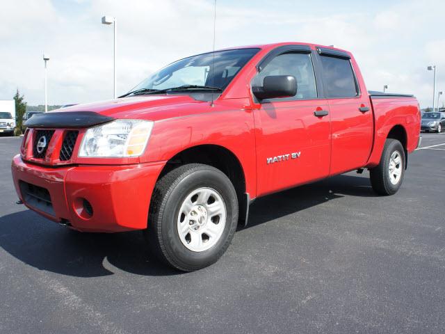 Photo of 2005 Nissan Titan