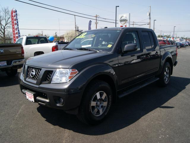 Photo of 2010 Nissan Frontier