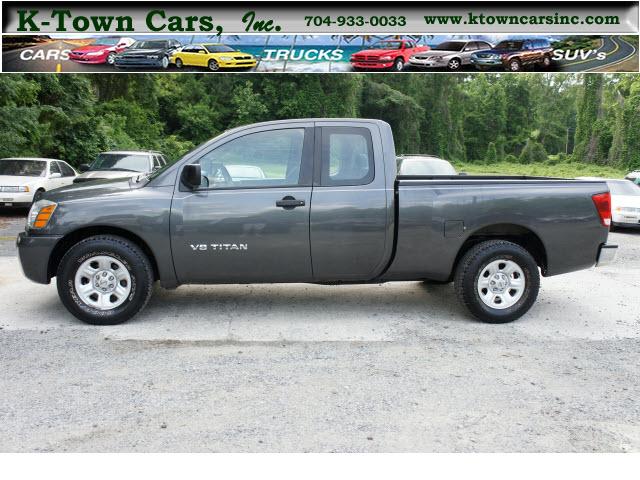 Photo of 2006 Nissan Titan