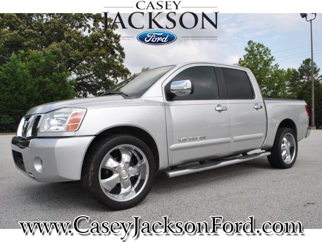 Photo of 2005 Nissan Titan