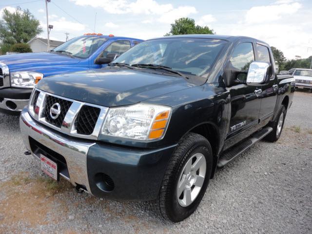 Photo of 2005 Nissan Titan